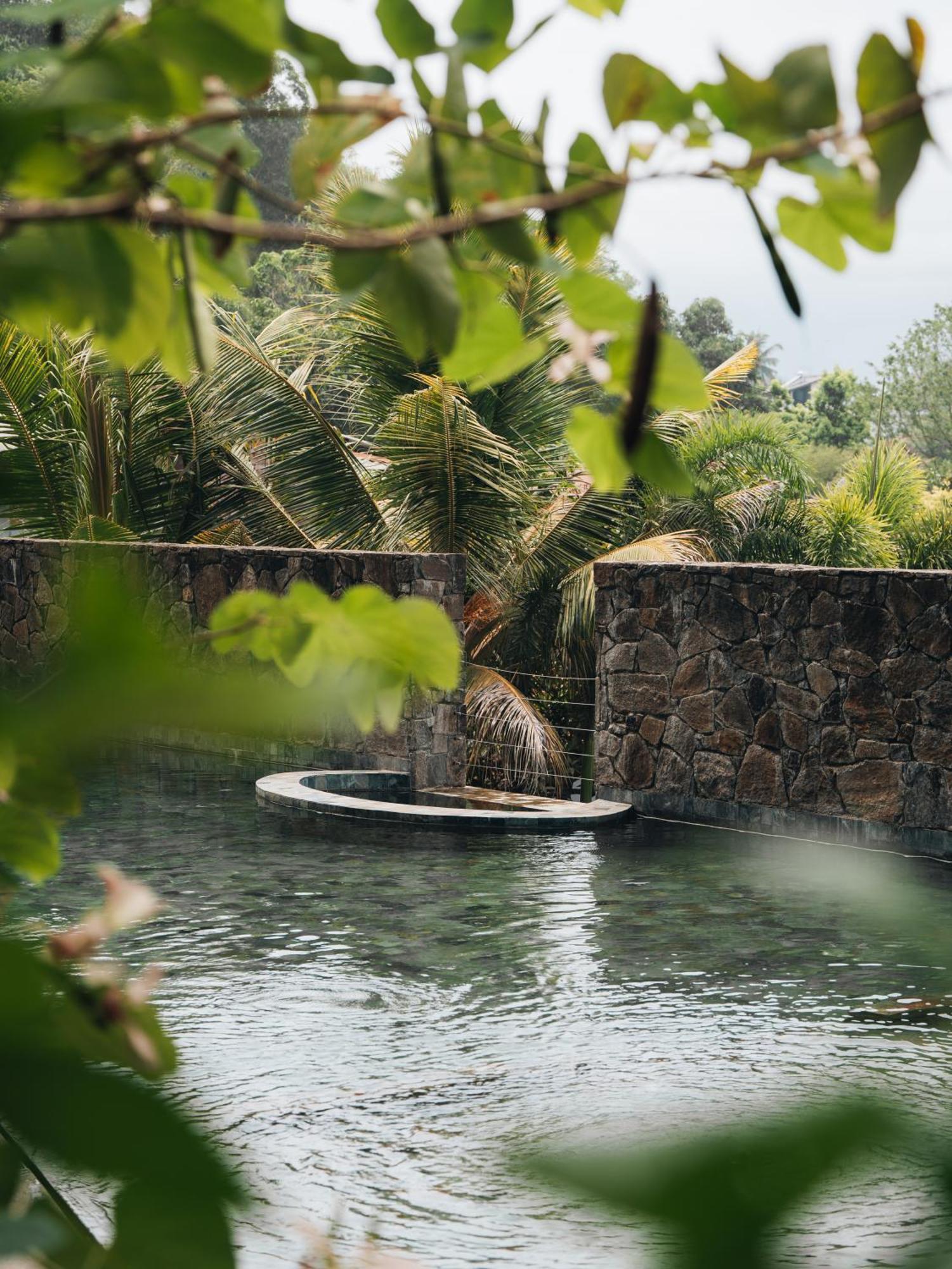 The Nine Mirissa Hotel ภายนอก รูปภาพ